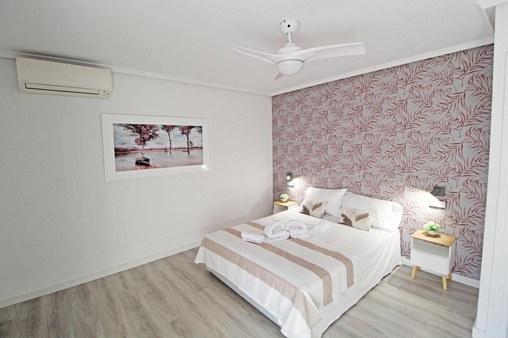 Castle Views. Terrace. Design Style. Ac. Wifi. Refurbished. Supercentric. Appartement Alicante Buitenkant foto